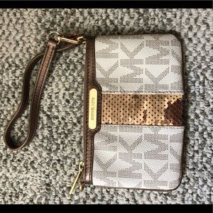 MichaelKors wristlet